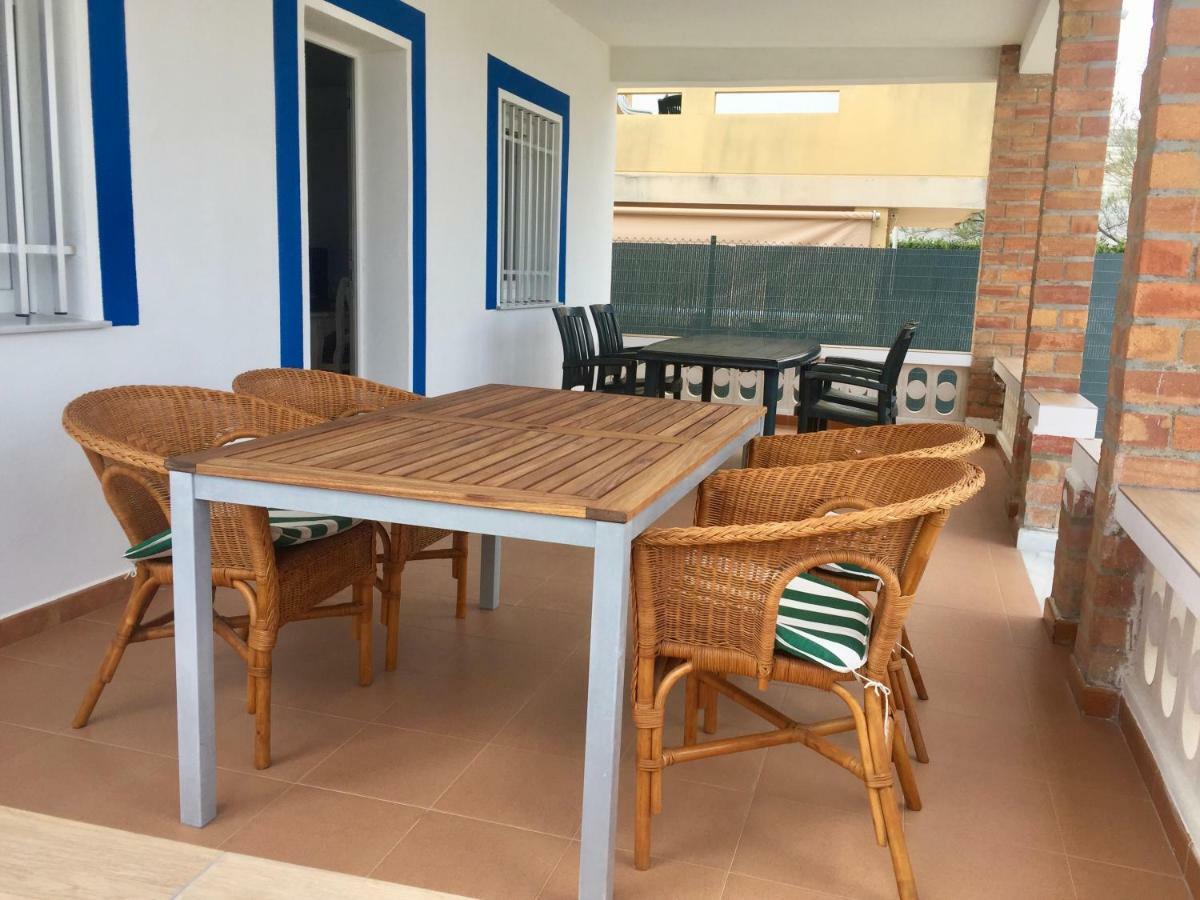 Oliva Holidays 4 Екстериор снимка